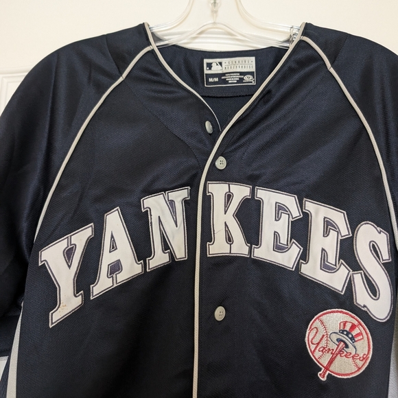 Yankees Black Baseball Jersey Size Medium - Picture 5 of 9